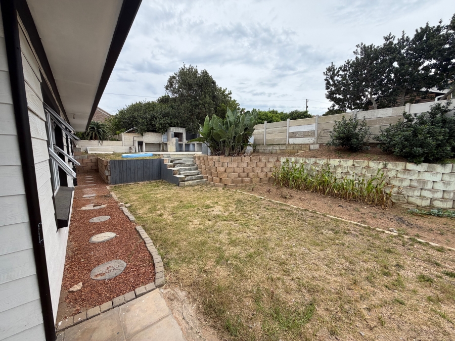 5 Bedroom Property for Sale in Dana Bay Western Cape